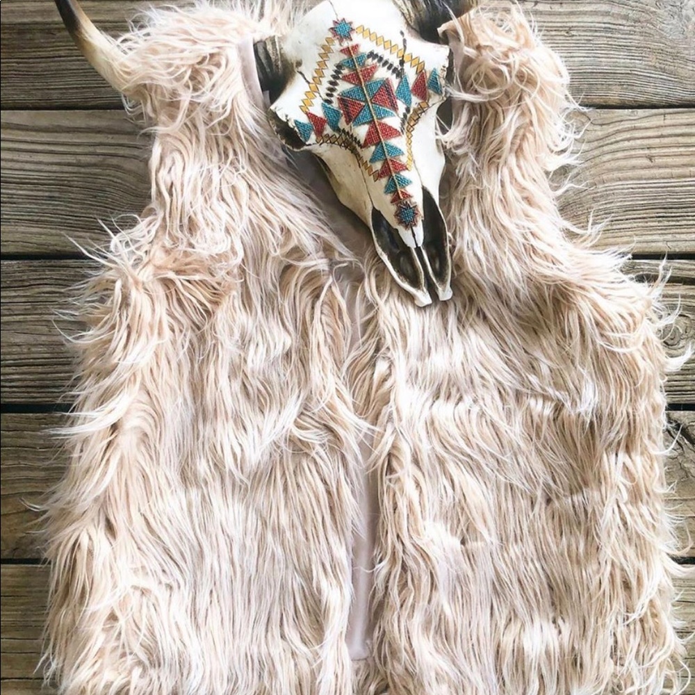 Vest - Picture 2 of 4
